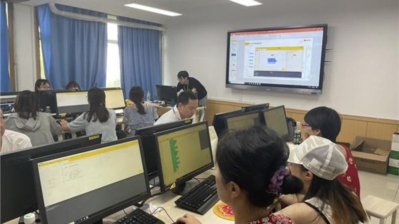 心理咨询师资格证培训费用，如何选择合适课程？**